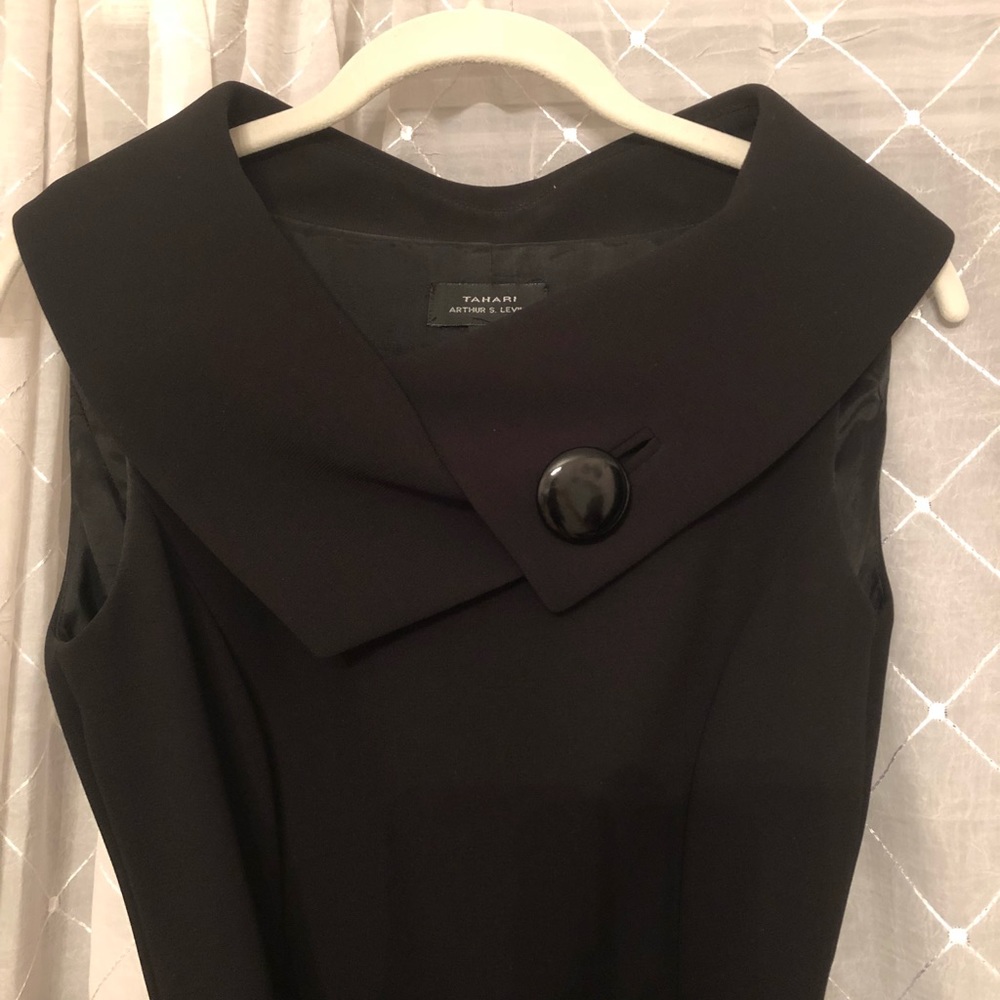Black dress - Picture 2 of 2